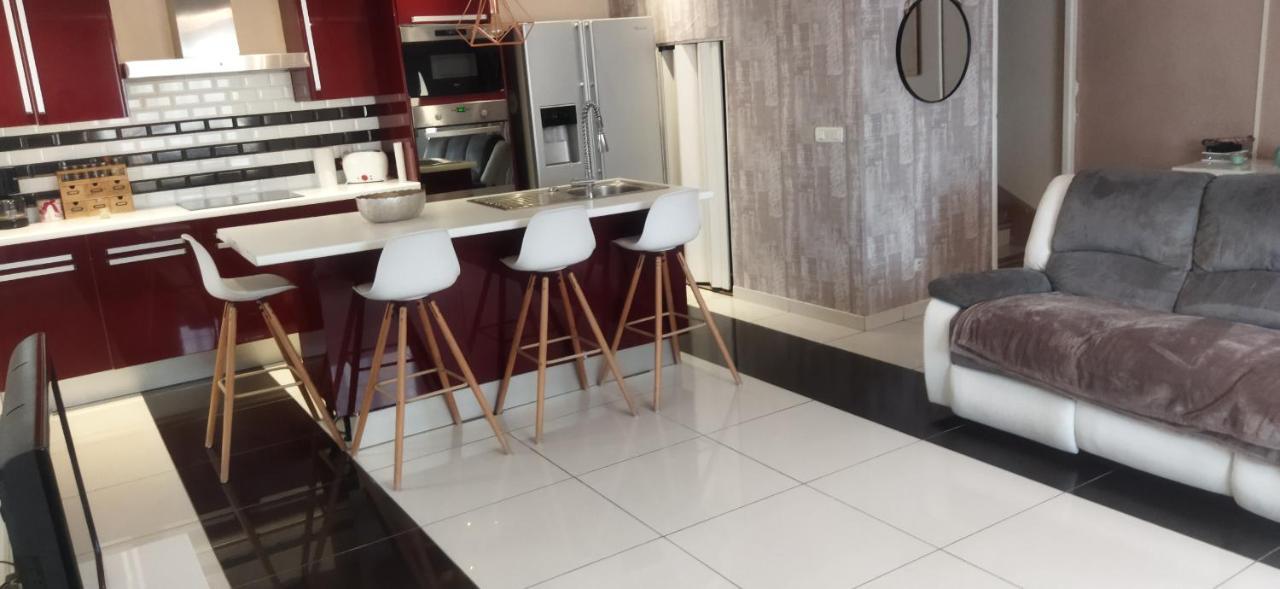 Maison De Ville Aude Appartement Lézignan-Corbières Buitenkant foto